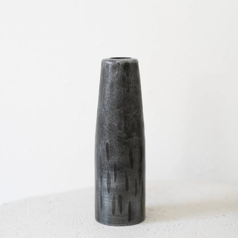 RIGSBY SHORTER CANDLE HOLDER