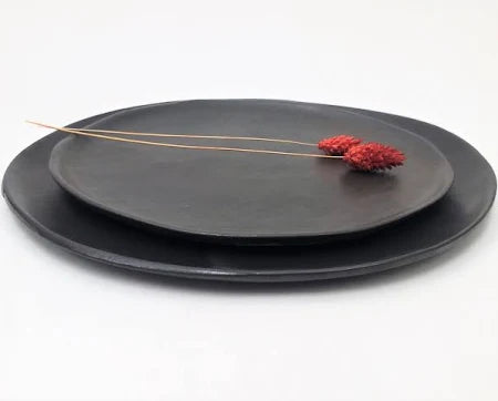 ROMULUS DESSERT PLATE IN MATTE BLACK