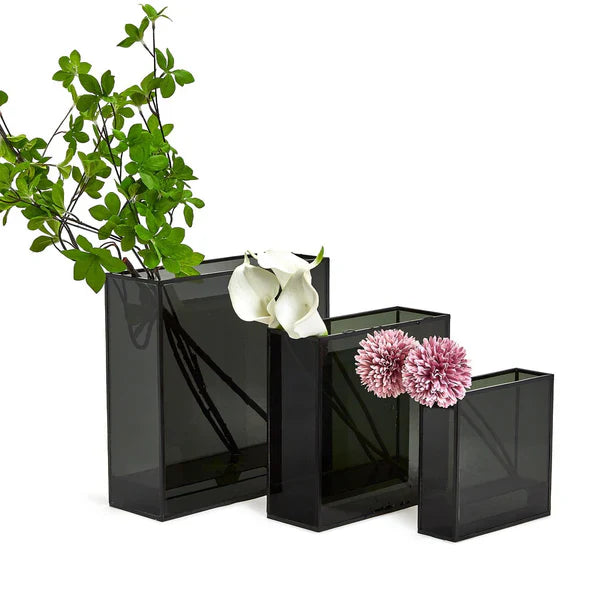 MEDIUM SQUARE SMOKE VASE