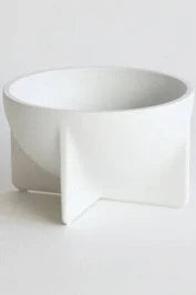 STANDING BOWL IN WHITE