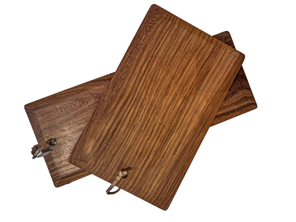 ITZA WOOD CUTTING AND SERVING BOARD IN MANICHICHE