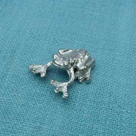TREE FROG IN PEWTER